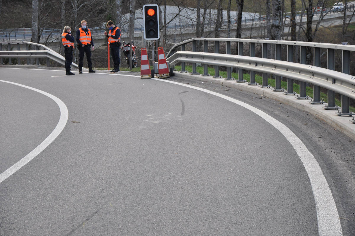 Beinwil SO – REGA-Einsatz nach Selbstunfall mit Motorrad