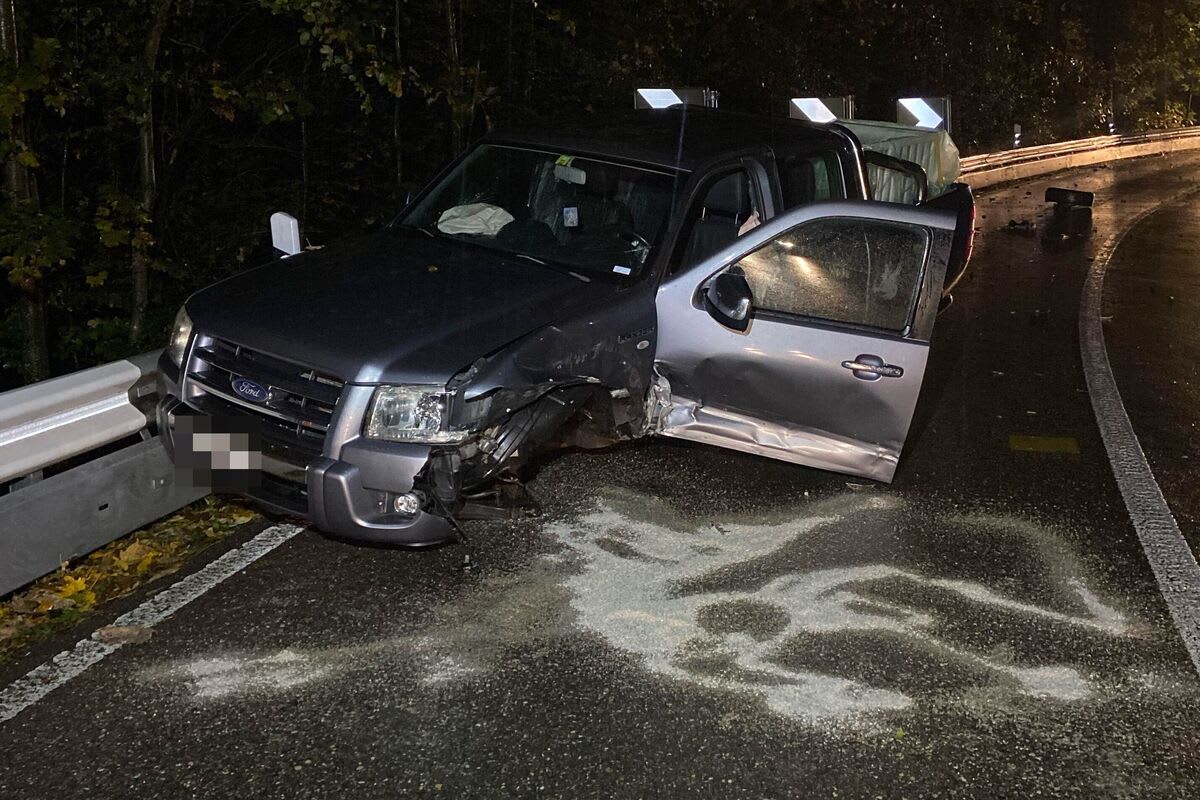 Schnottwil SO - Auf die Gegenfahrbahn geraten und mit zwei Autos kollidiert 