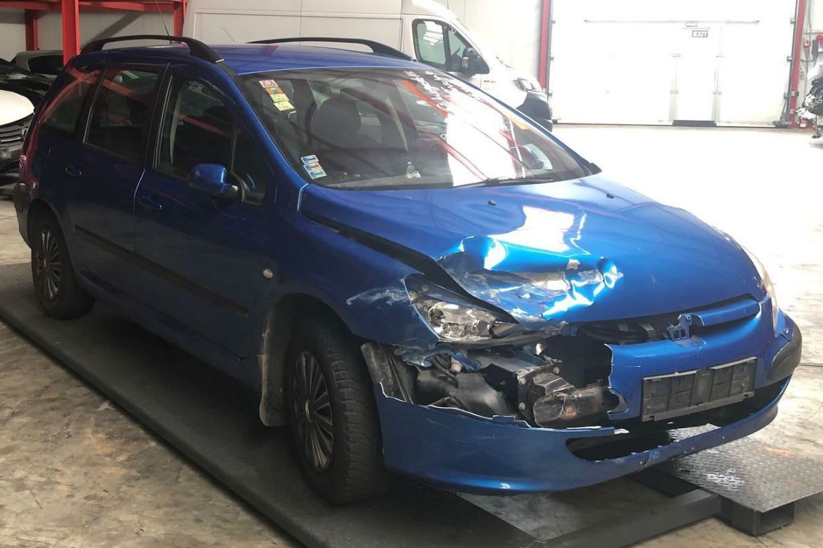 Winznau/Trimbach SO - Blauer Peugeot 307 fällt negativ auf - Zeugenaufruf