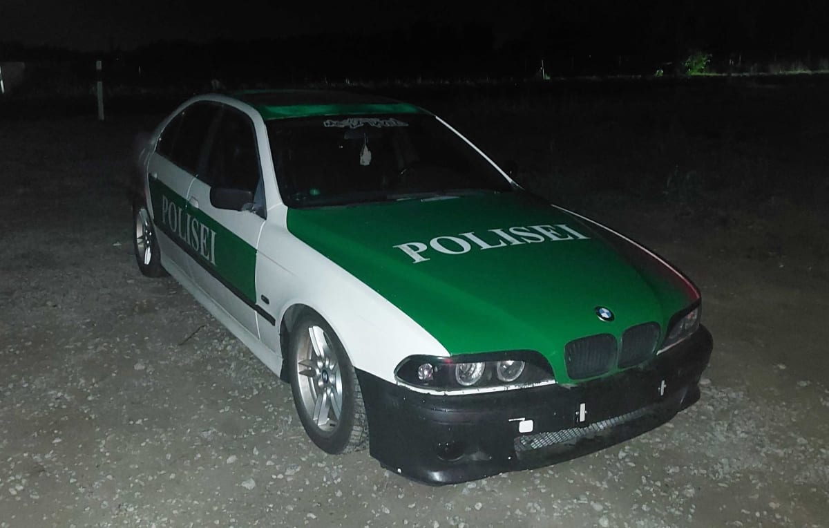 Kaldenkirchen – Nicht zugelassenes „Polisei“-Fahrzeug gestoppt