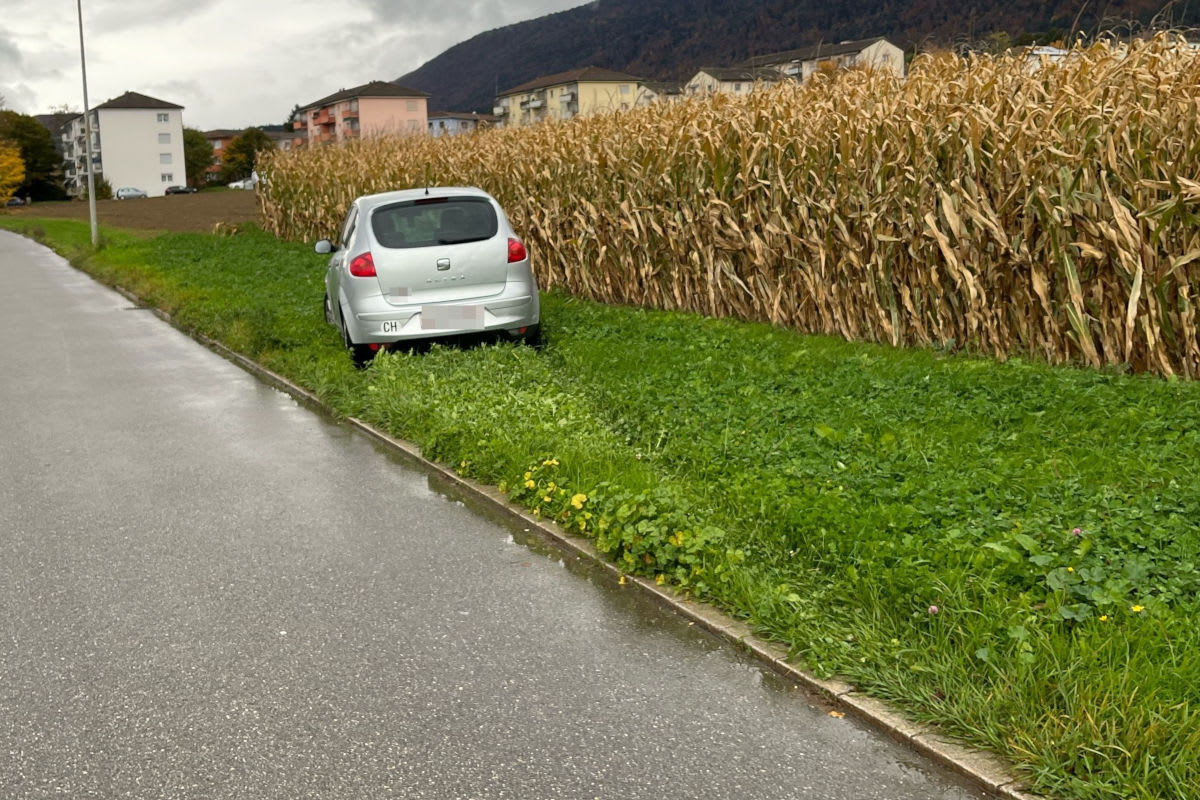 Unfall in Bettlach SO – Lenker prallt gegen Anhänger