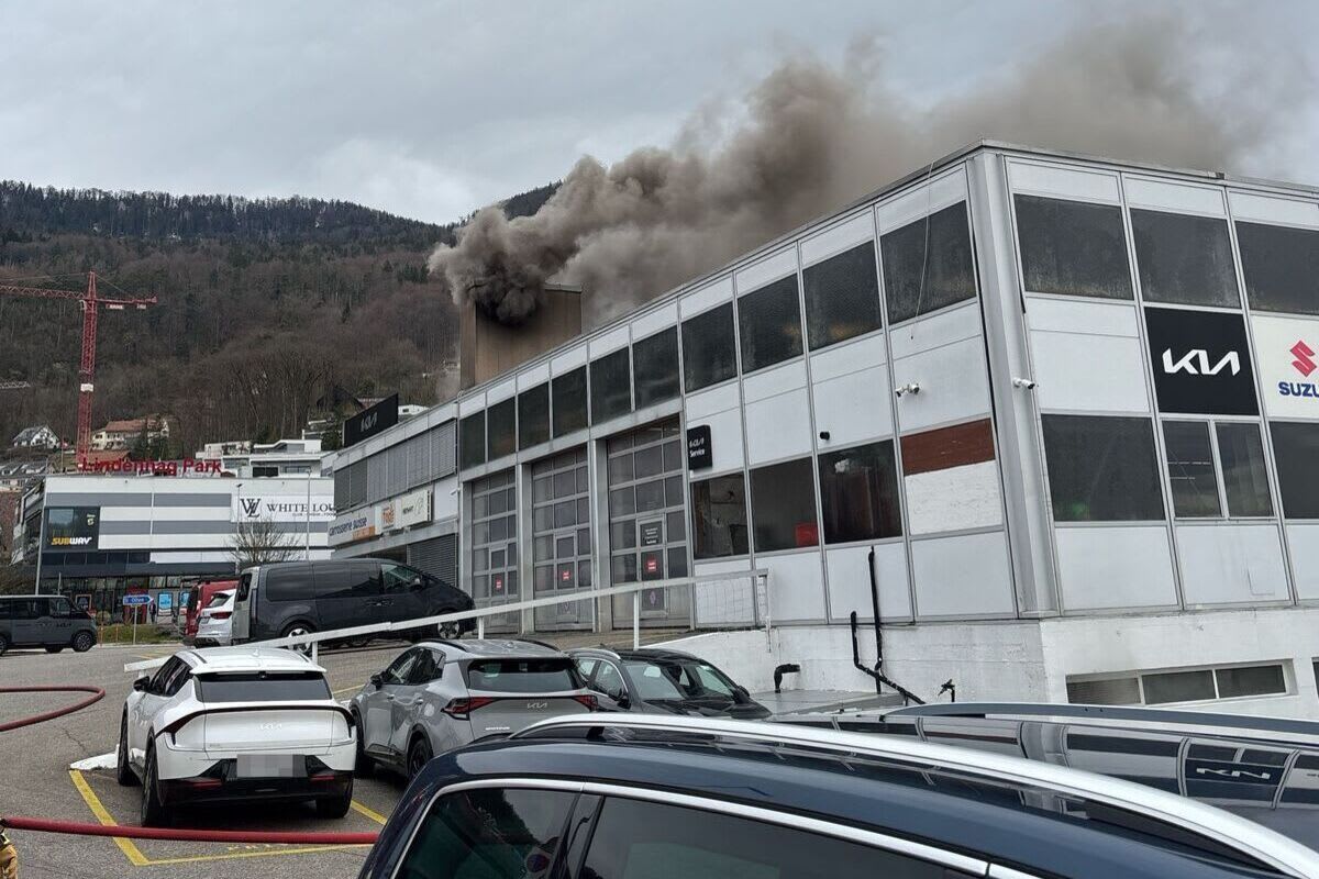 Egerkingen SO – Rauchentwicklung in Autogarage