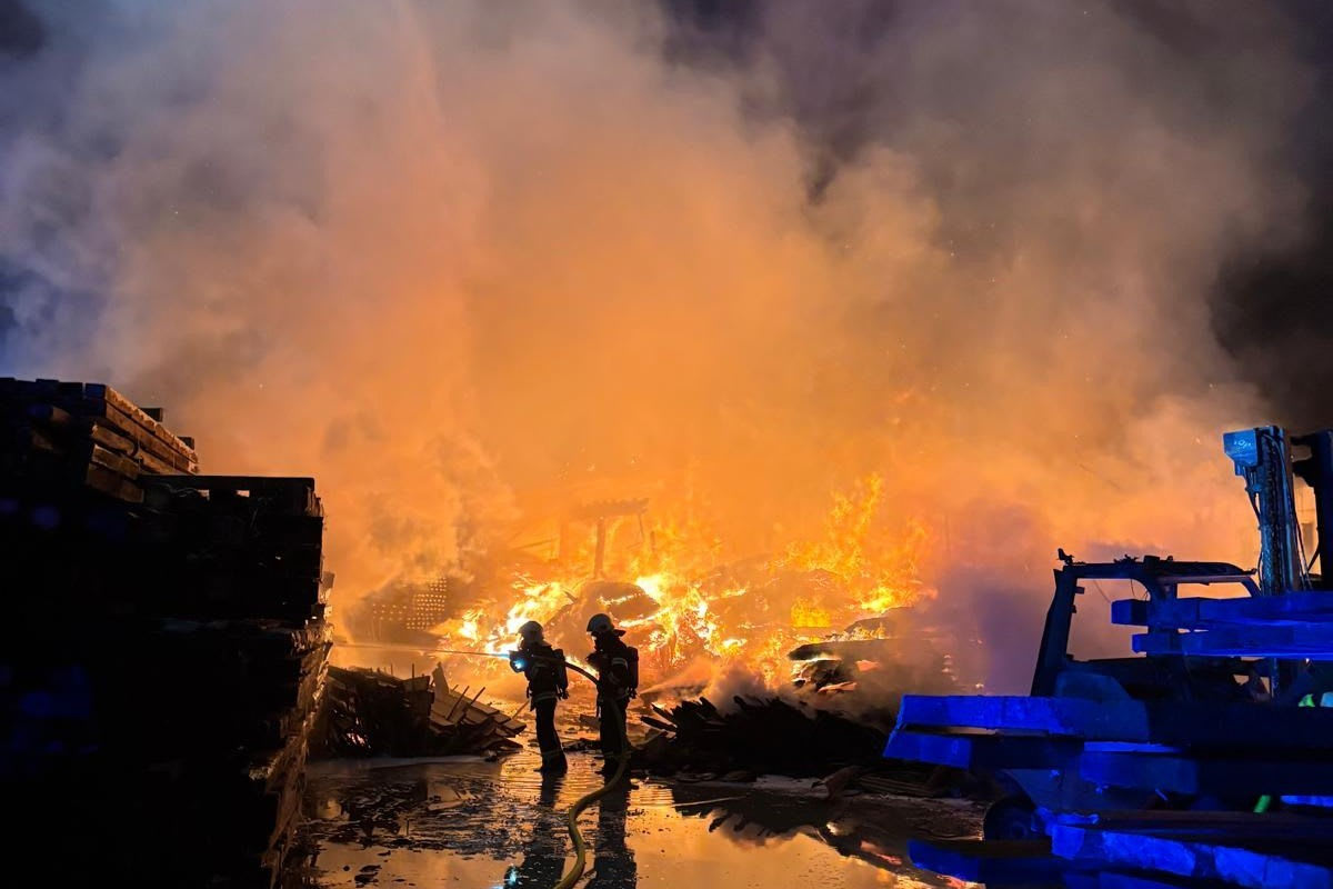 Gurten – Hoher Schaden nach Brand in Lagerhalle