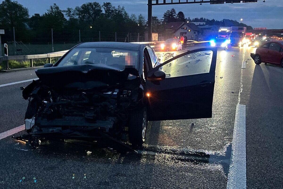 Härkingen SO - Angetrunken Unfall auf der A1 verursacht 