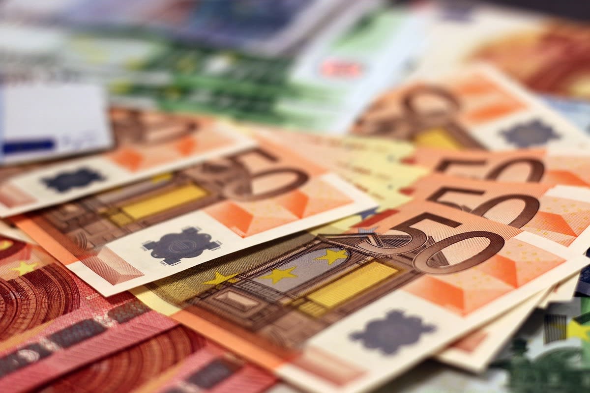 Kaiserslautern – Frau nach "Glücksritual" um Bargeld betrogen