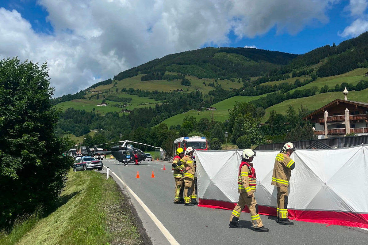 Unfall bei Stuhlfelden – Motorradfahrer über Auto geschleudert