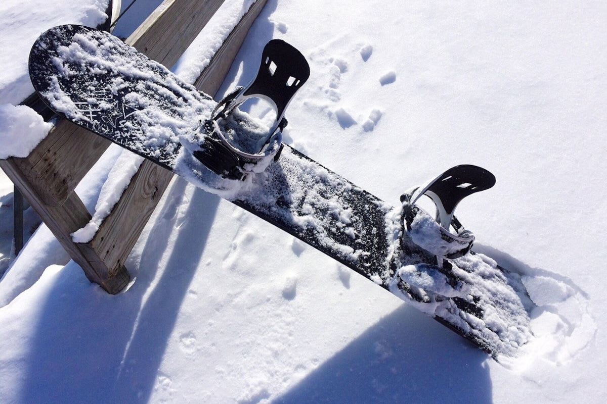 Schladming – Betrunkenener Snowboarder schläft auf Skipiste ein
