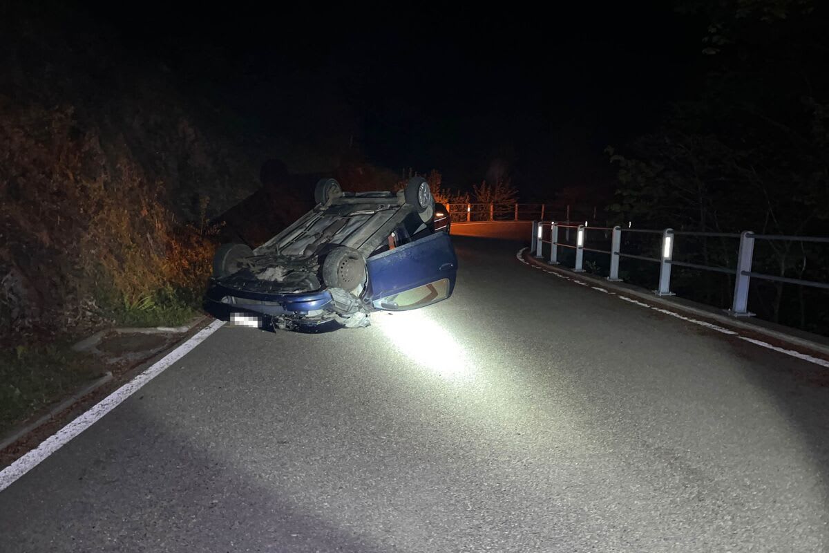 Balm bei Günsberg SO - Autofahrt unter Alkoholeinfluss endet auf dem Dach