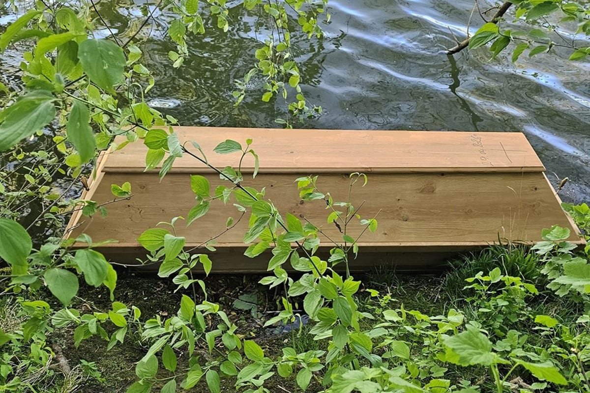 Mühlheim am Main – Sarg treibt auf dem Main