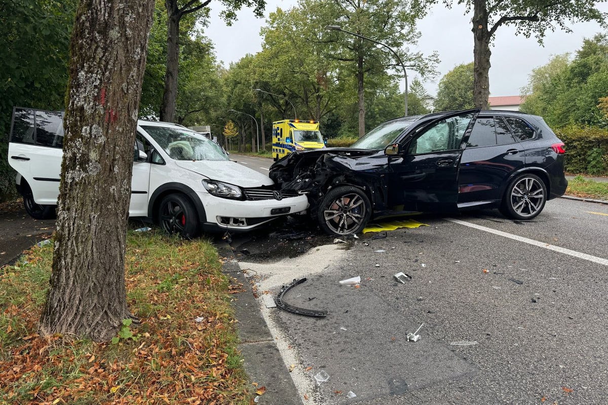 Solothurn SO - Vier Personen werden bei Frontalkollision verletzt