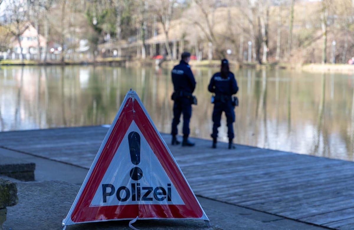 Weesen SG – Einbrecher flüchtet mit gestohlenem Kajak