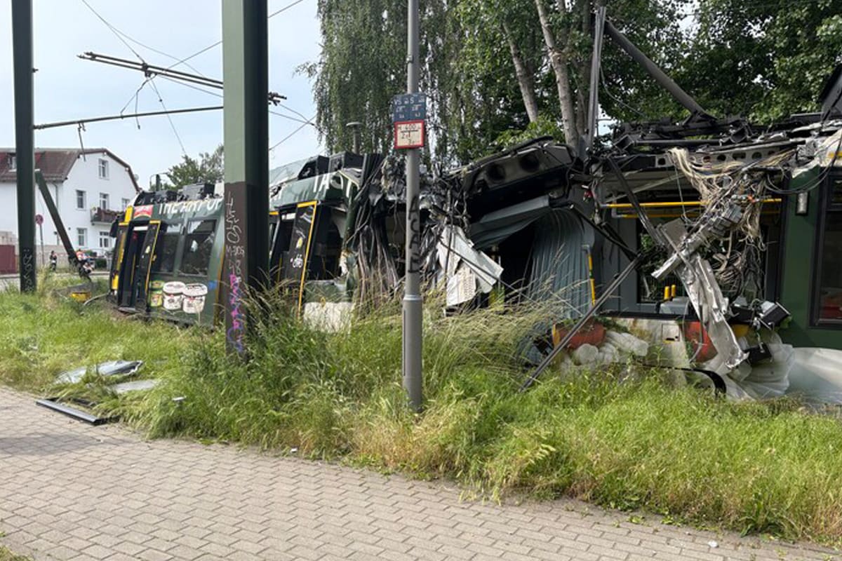 Berlin – 20 Verletzte nach Entgleisung von Straßenbahn