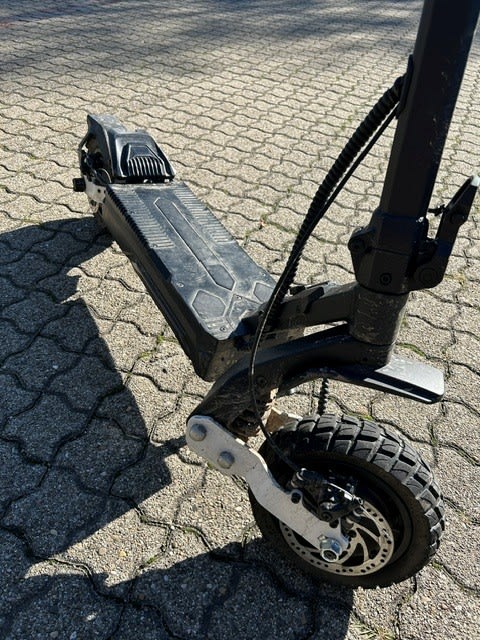 Edenkoben – Jugendlicher mit 60 km/h auf E-Scooter unterwegs