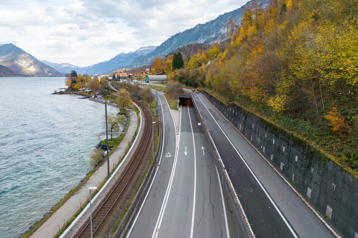 Nachtsperrungen im Leissigentunnel ab Januar 2026