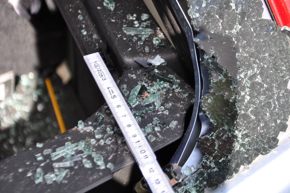 Zeugenaufruf in Deitingen SO – Mehrere Diebstähle aus Autos