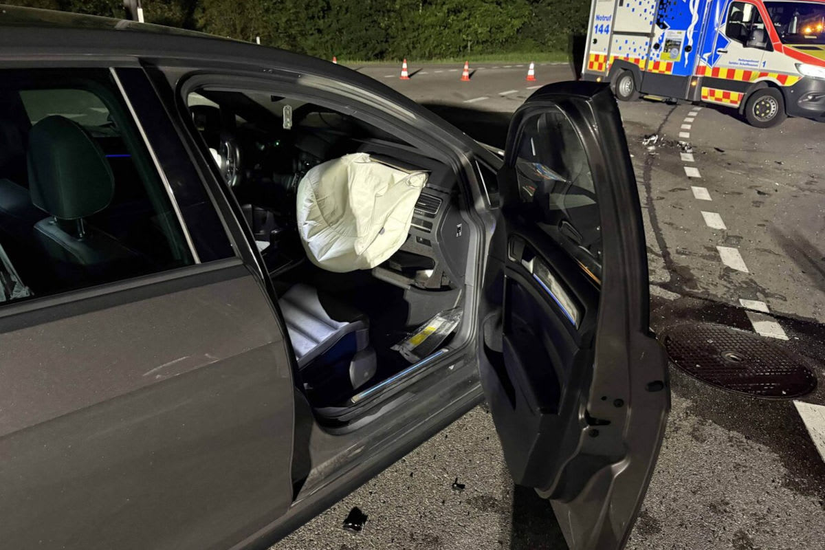 Thayngen SH – Zwei Autos bei Unfall komplett beschädigt