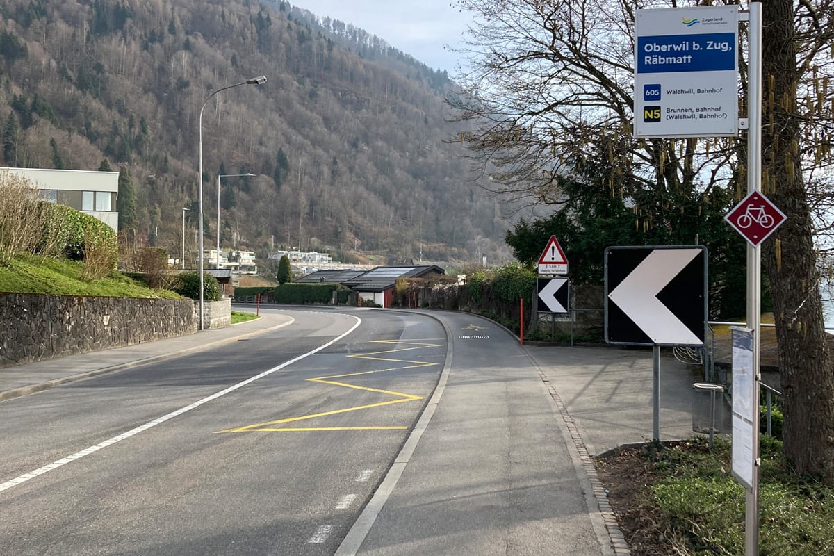 Oberwil ZG – Bushaltestelle wird barrierefrei ausgebaut