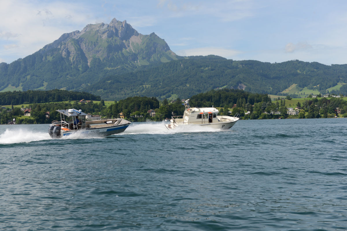 Greppen LU – 18-Jähriger stiehlt Motorboot