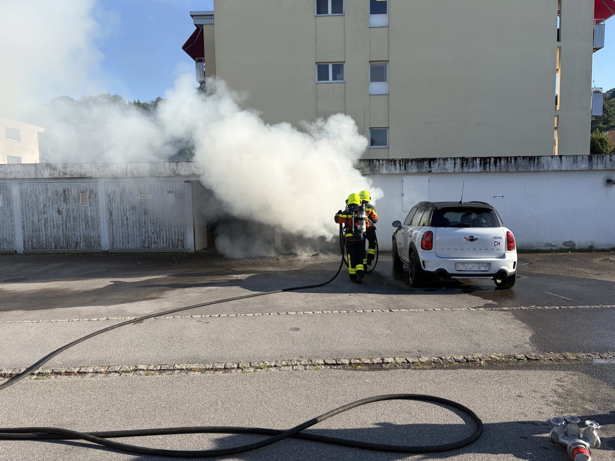 St.Margrethen SG – Brandausbruch in Garagenbox