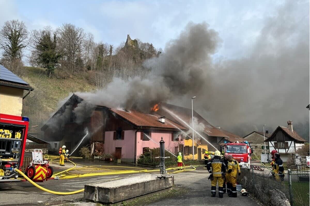 Asuel JU – Feuer in Wohnhaus