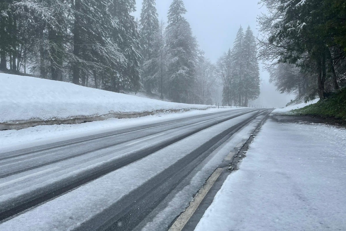 Wintereinbruch in den Bergen - Schneefall lokal bis auf rund 1000 Meter über Meer