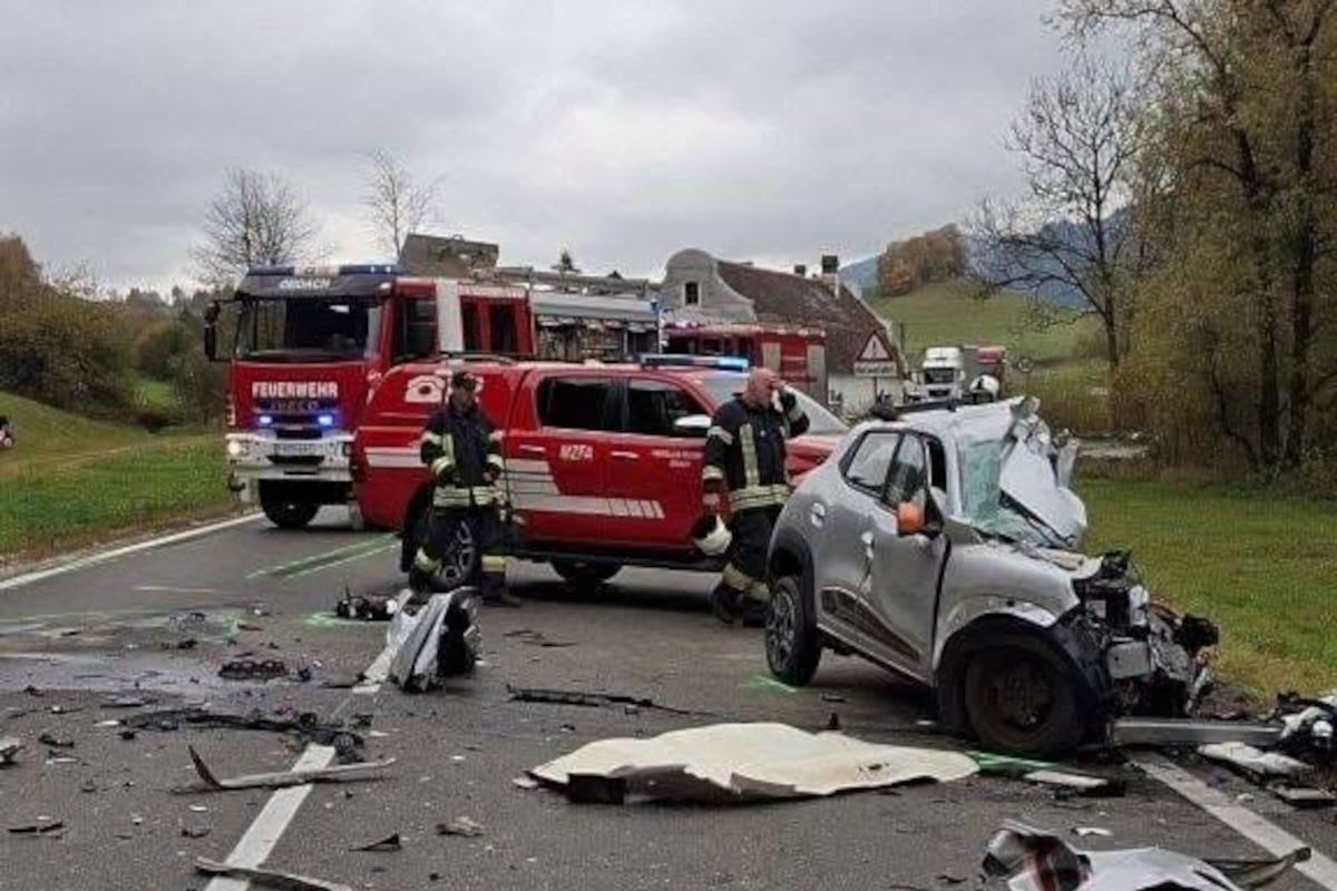 Obdach – Tödlicher Unfall zwischen Pkw und Sattelzug auf der B78