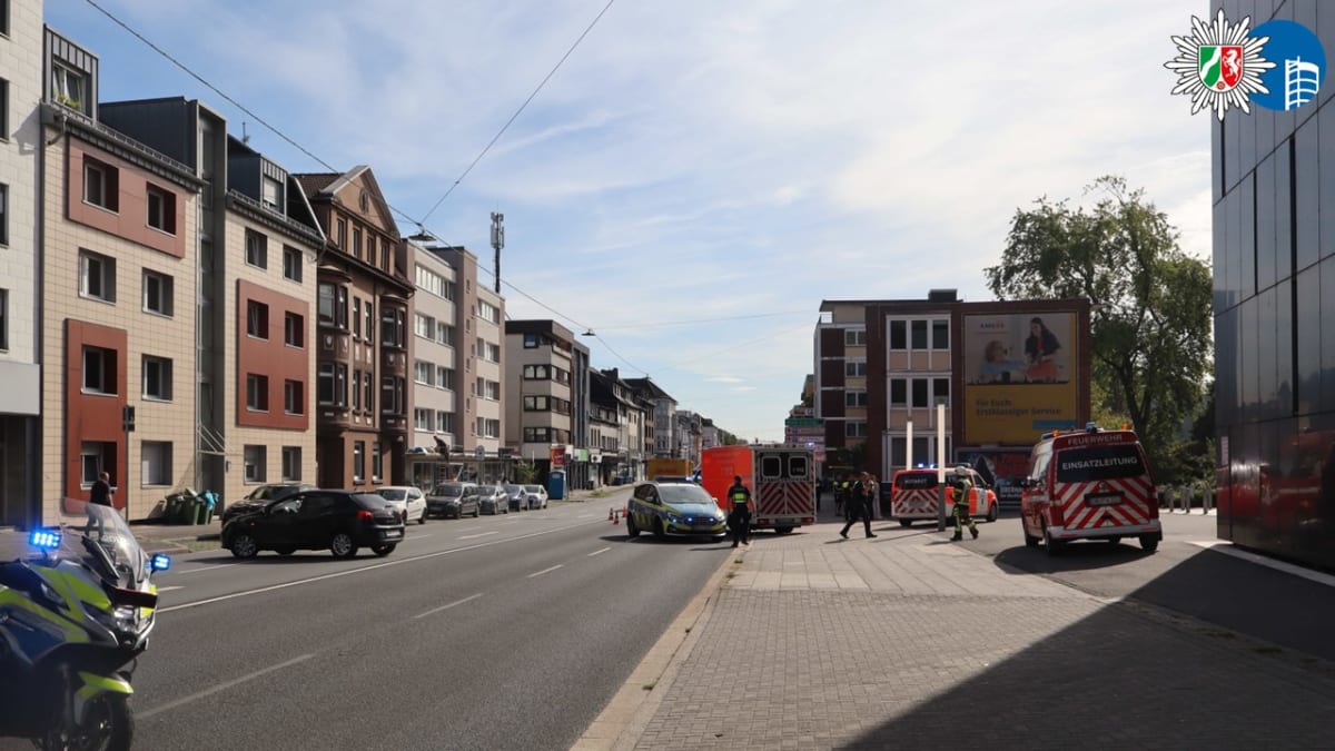 Oberhausen – Fußgänger bei Unfall mit Lieferwagen schwer verletzt