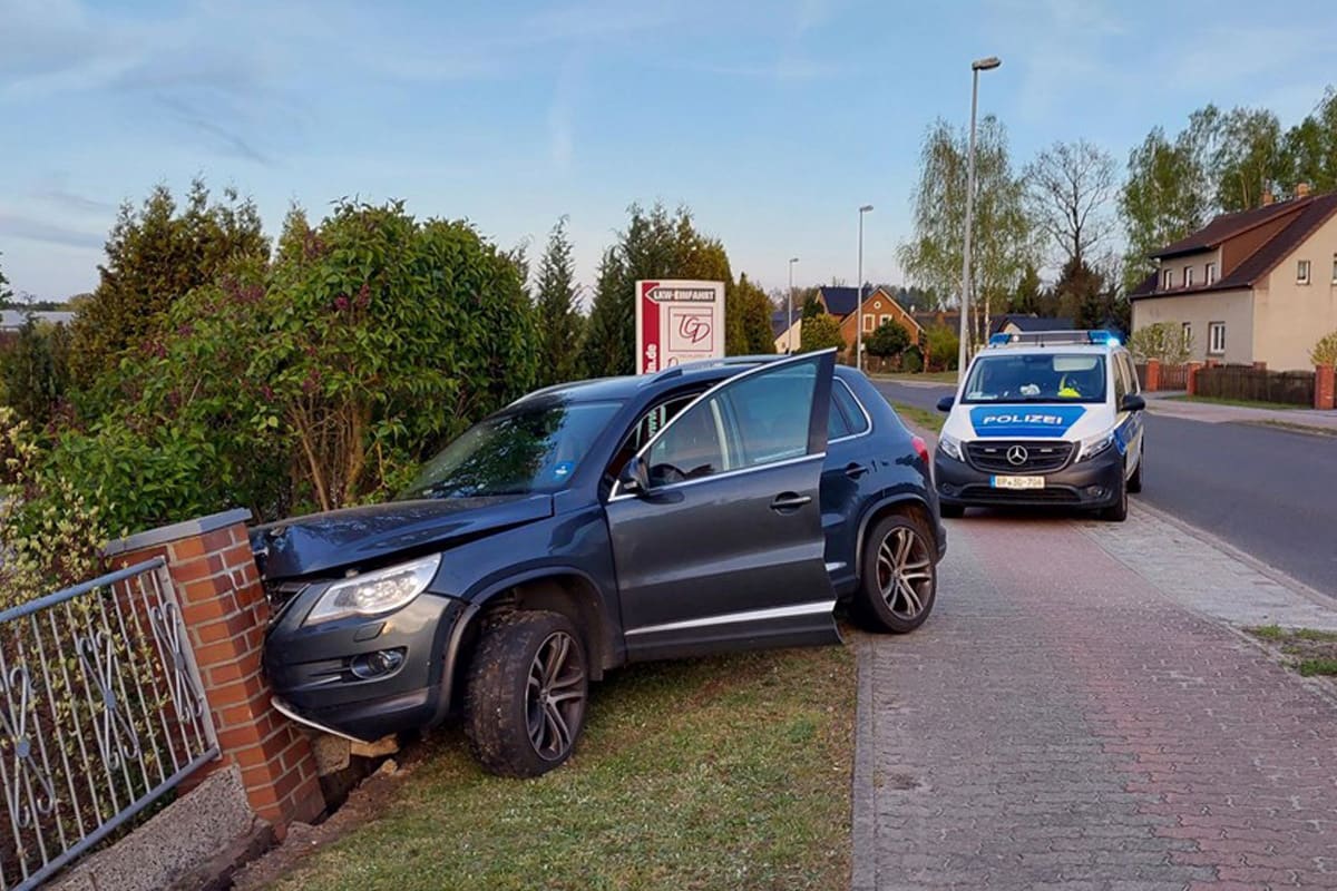 Bad Muskau – Fahrzeug flüchtet vor Grenzkontrolle