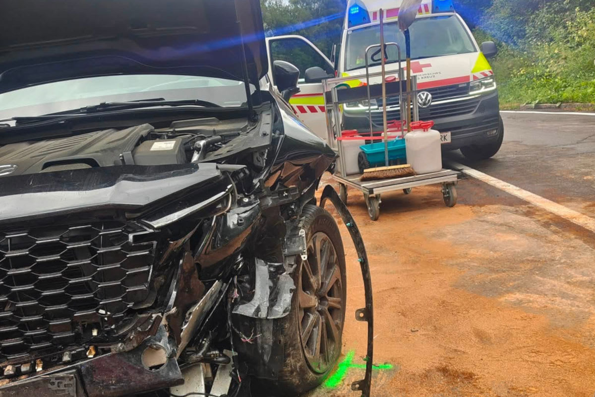 Neumarkt in der Steiermark – Frau bei Unfall auf B317 verletzt