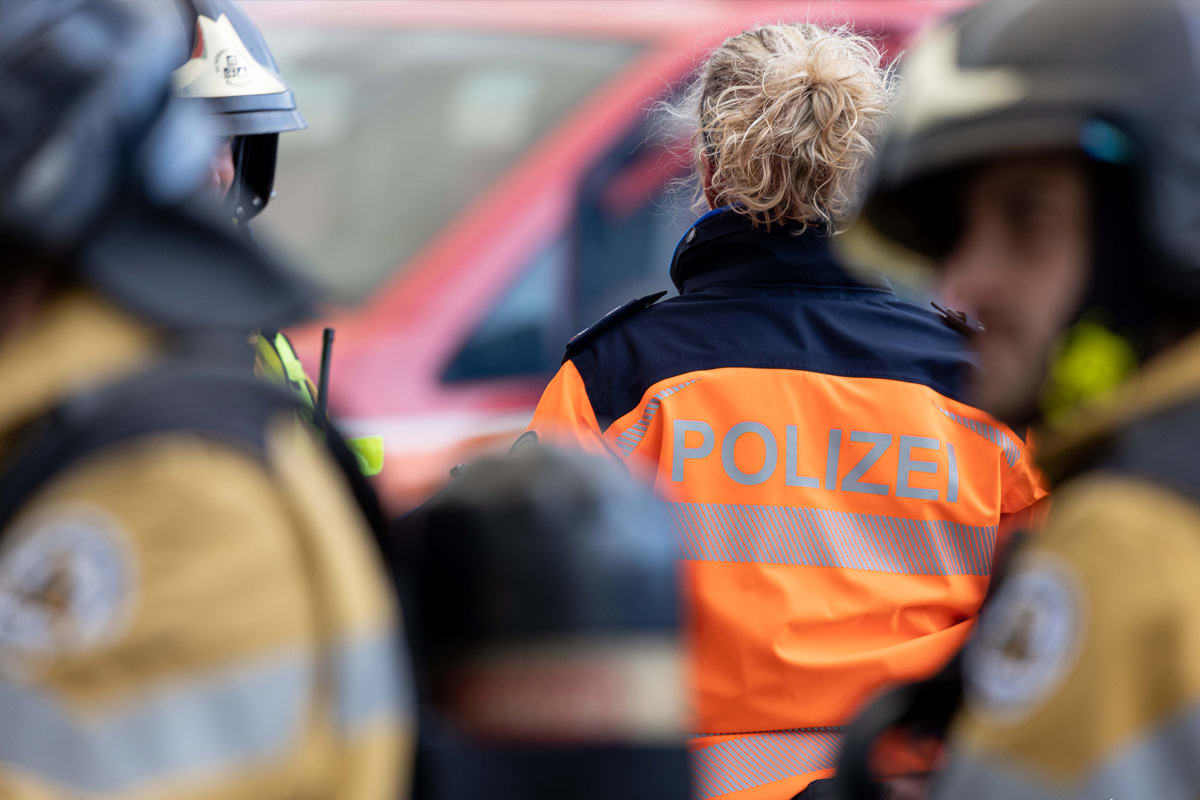 Sargans SG – Waldbrand nach Blitzeinschlag am Gonzen