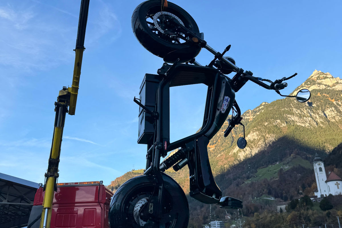 Flüelen UR – Elektroroller im Urnersee gefunden