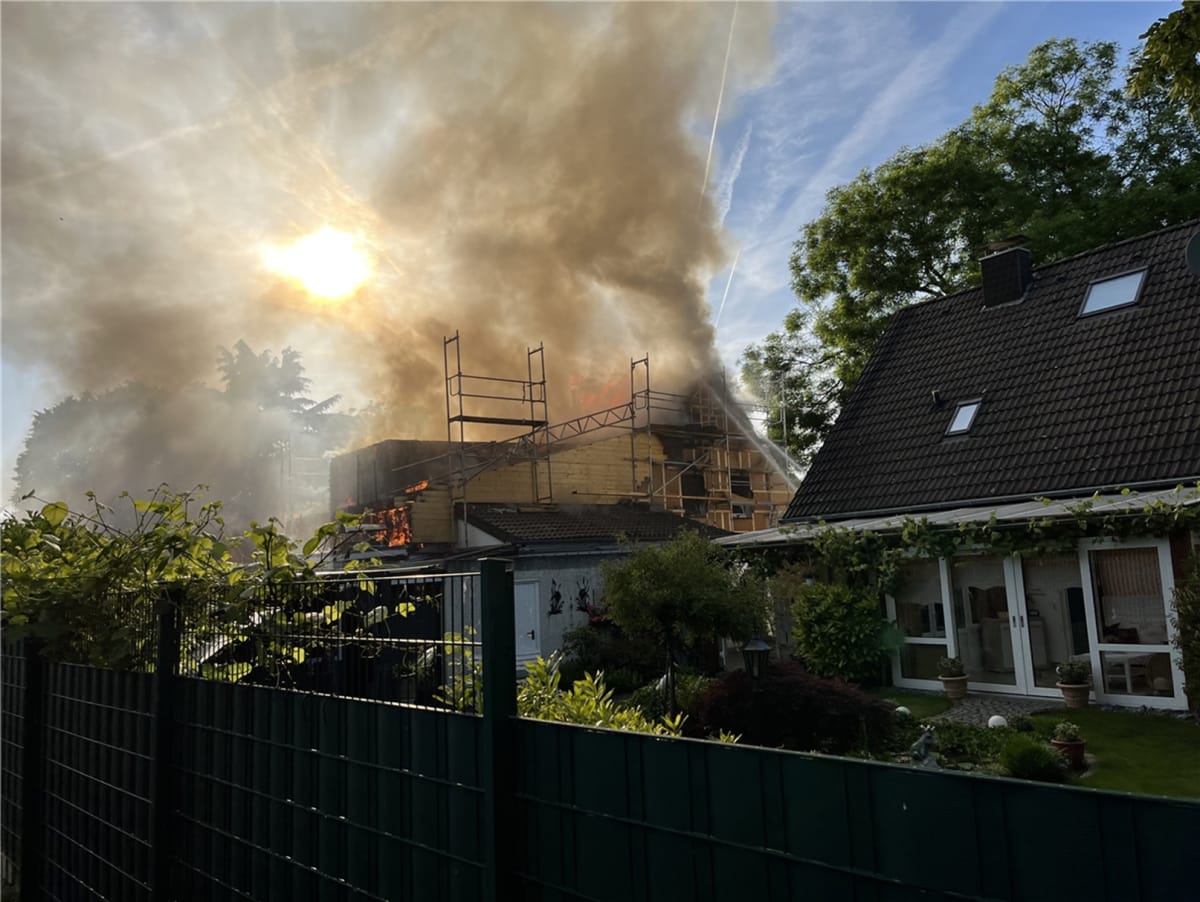 Langenfeld – Ermittlungen nach Brand eines Einfamilienhauses