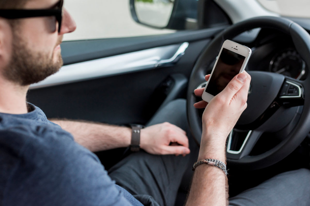 Root LU – Alkoholisierter Lenker ohne Gurt und mit Handy gestoppt