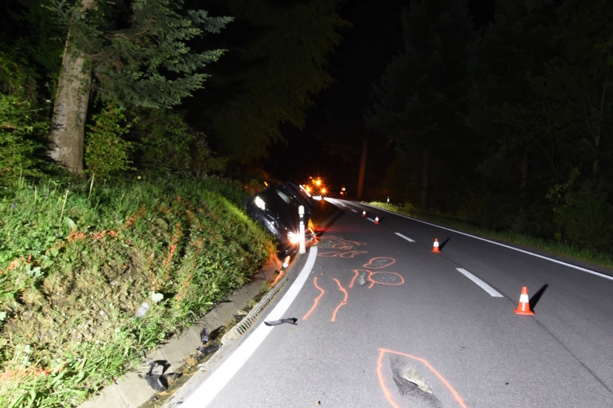 Fläsch GR – Auto überschlägt sich bei Unfall