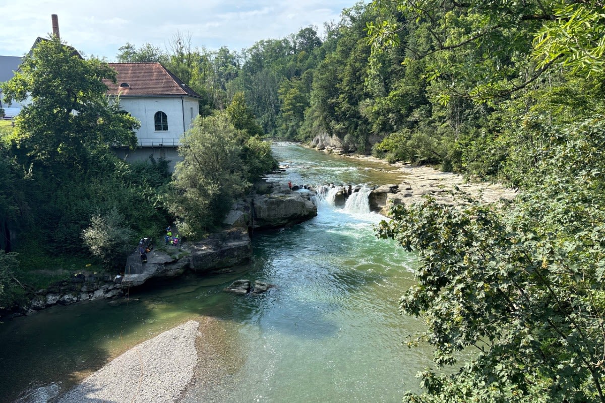 Brübach/Henau SG - Ein Mann in Wasserfall geraten - jetzt wird er vermisst!
