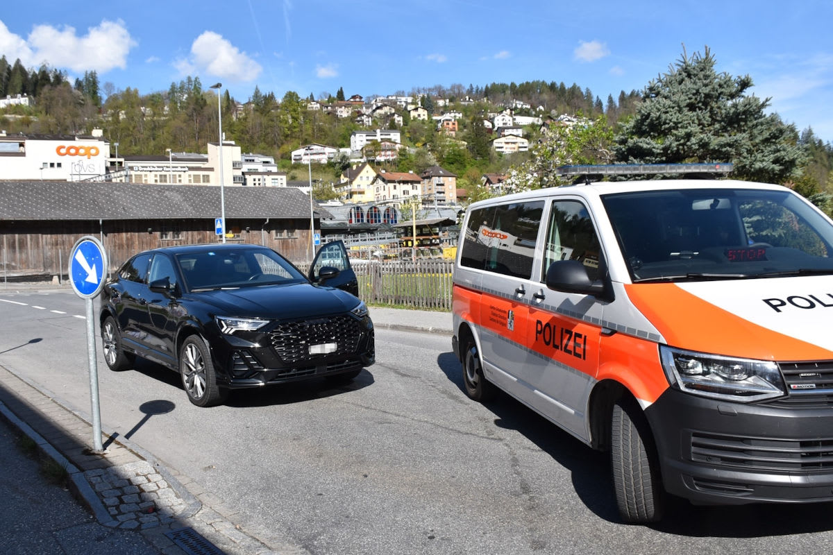 Thusis GR – Minderjähriger mit gestohlenem Auto gestoppt