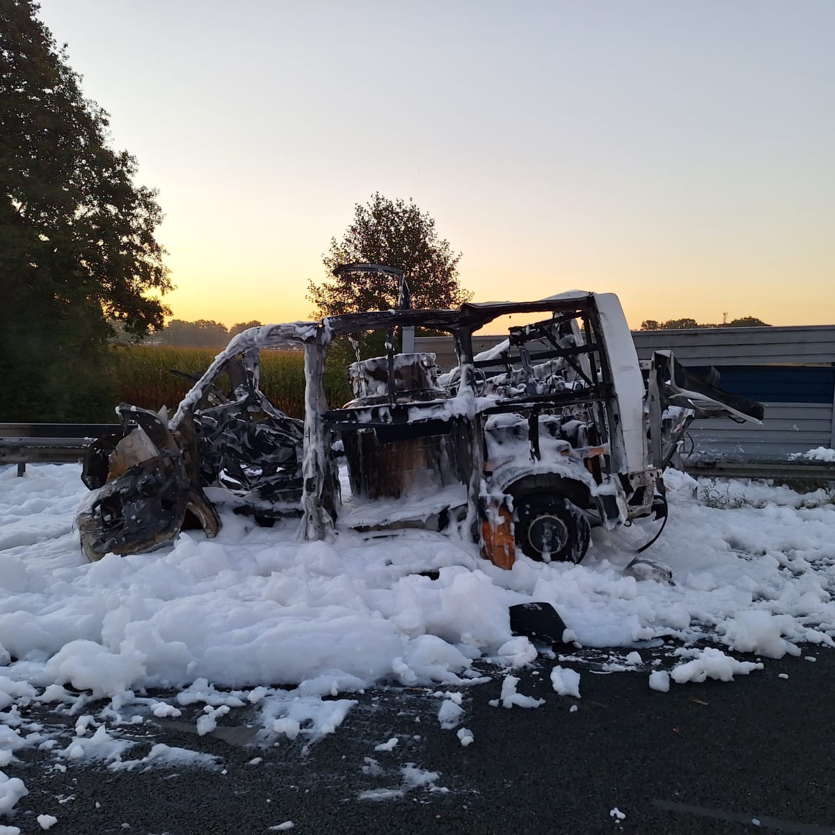 Sottrum – Gefahrgut-Transporter explodiert auf A1