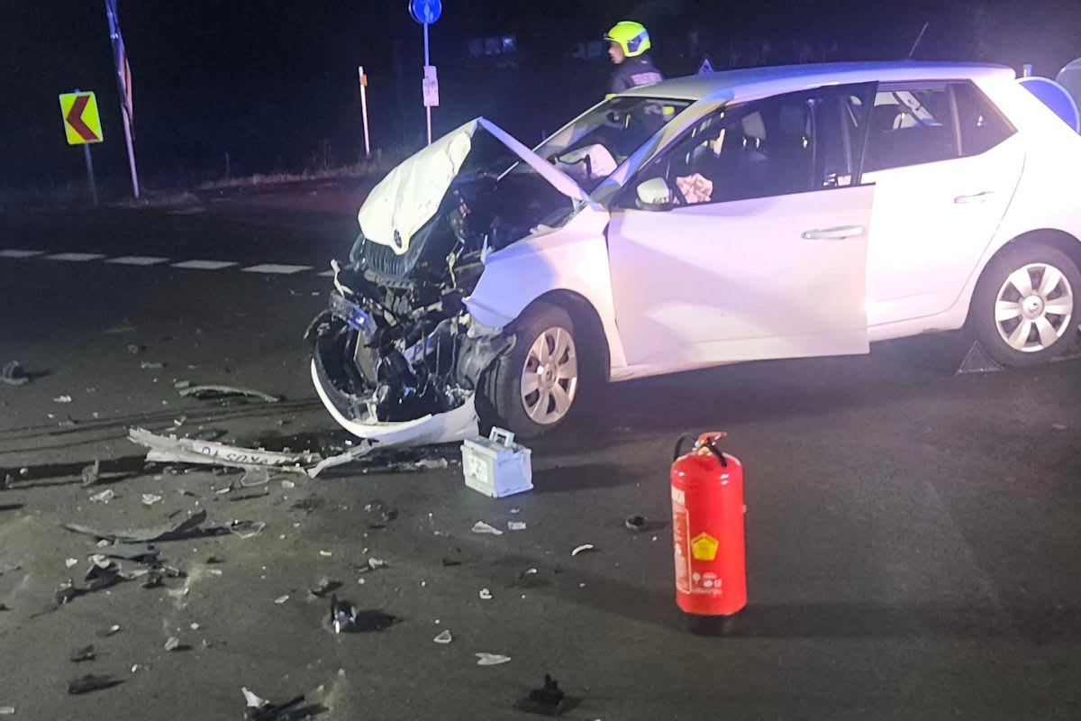 Pöls – Unfall zwischen Pkw und Pferdeanhänger auf B114