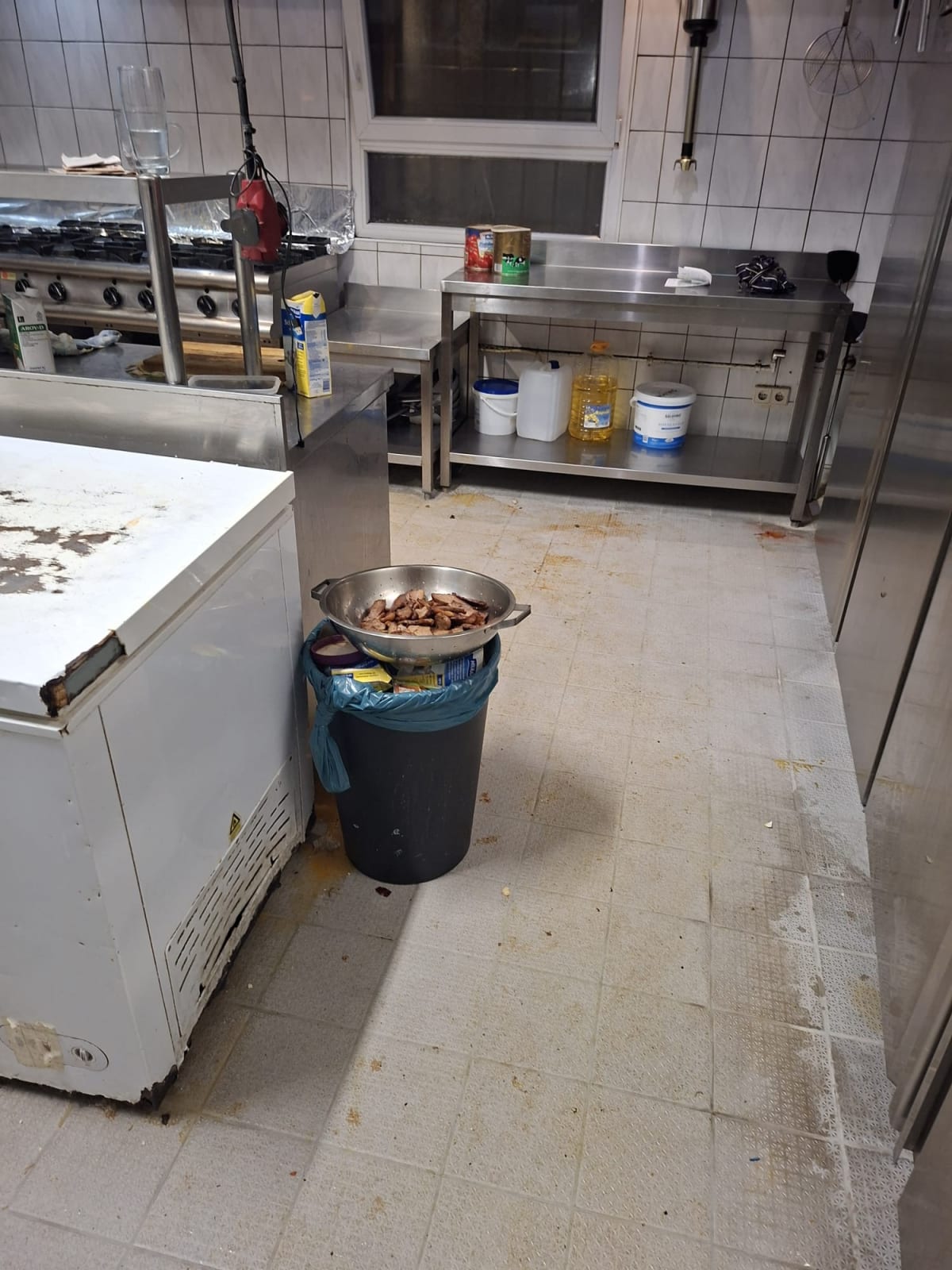 Berlin – Illegale Beschäftigung in Gastronomiebetrieb aufgedeckt