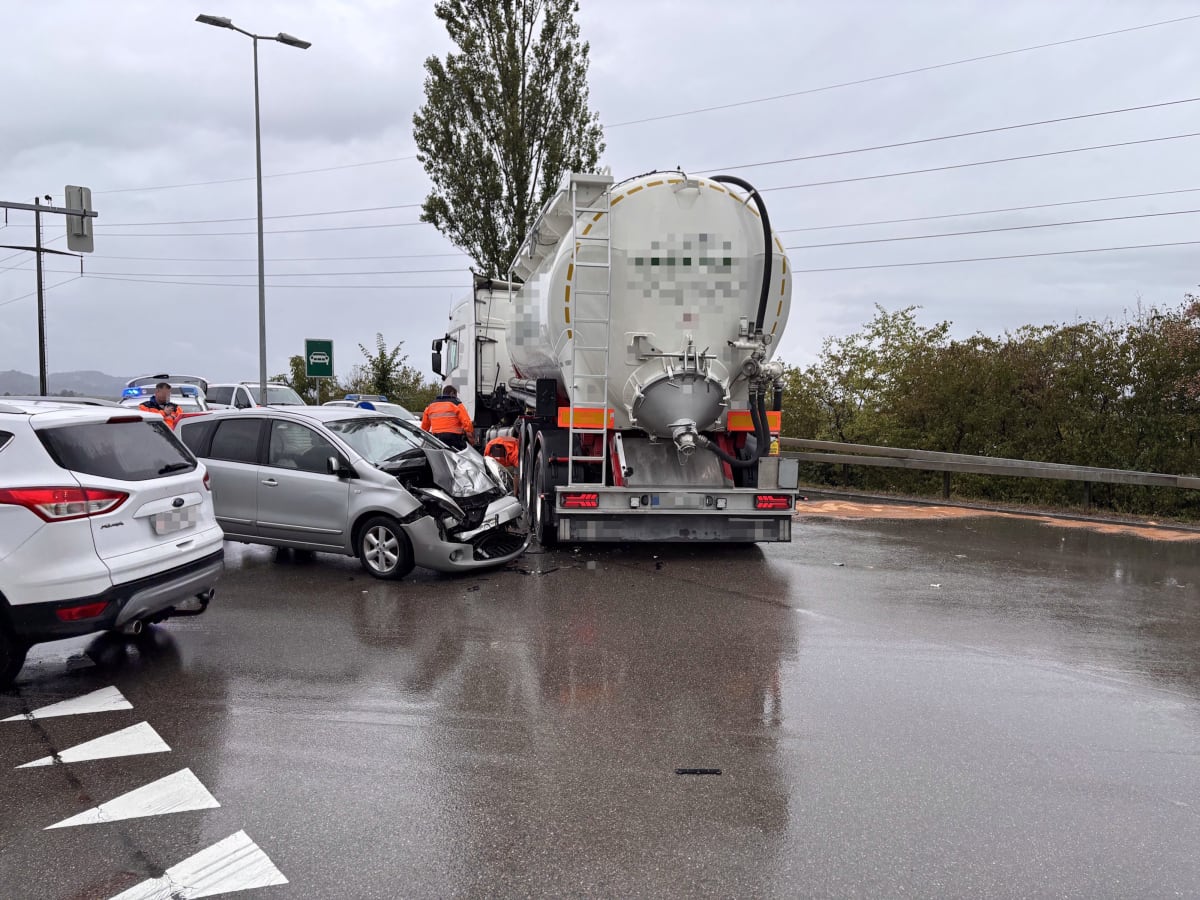 Gossau SG – Unfall nach Rotlichtmissachtung