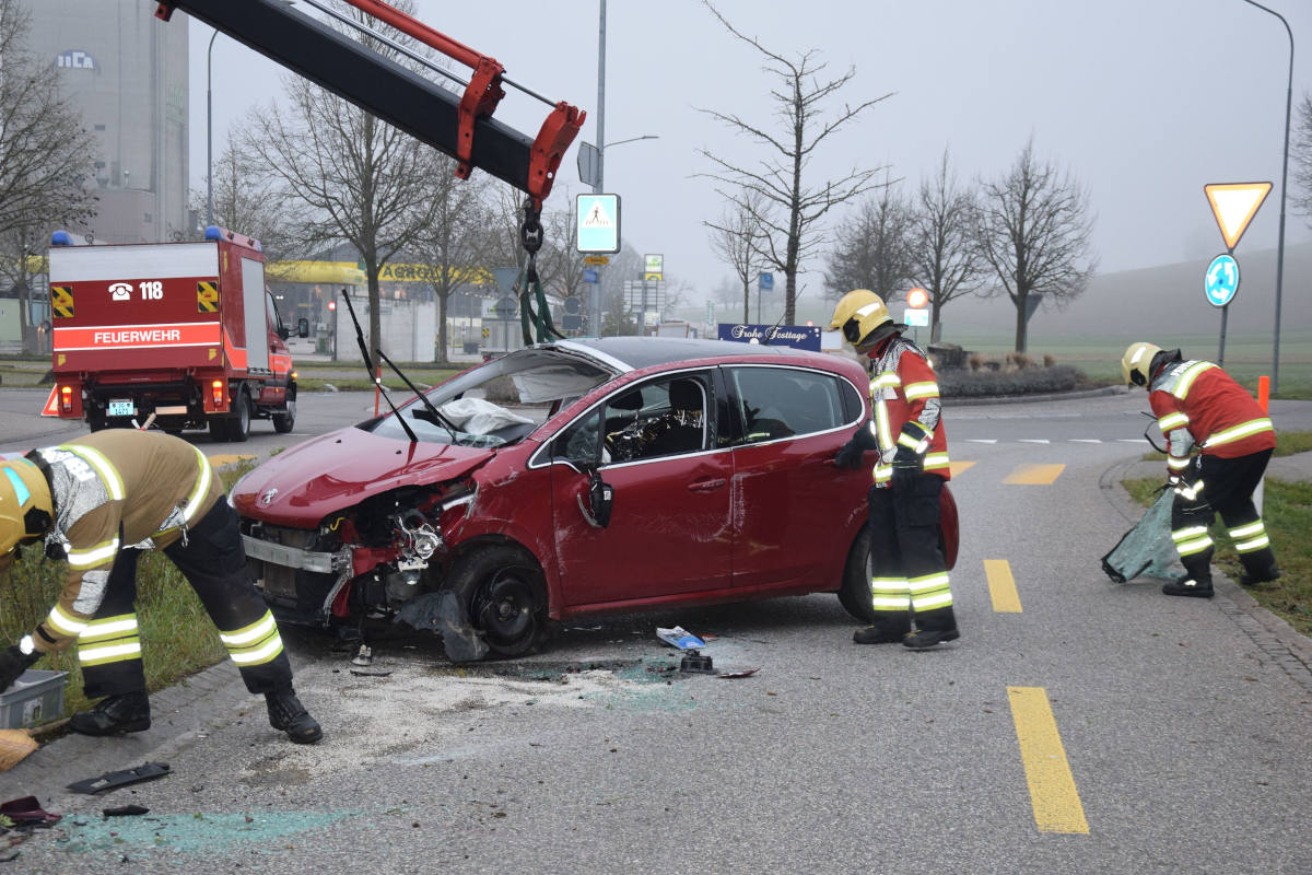 Lohn-Ammannsegg SO - Automobilistin wird bei Selbstunfall verletzt 