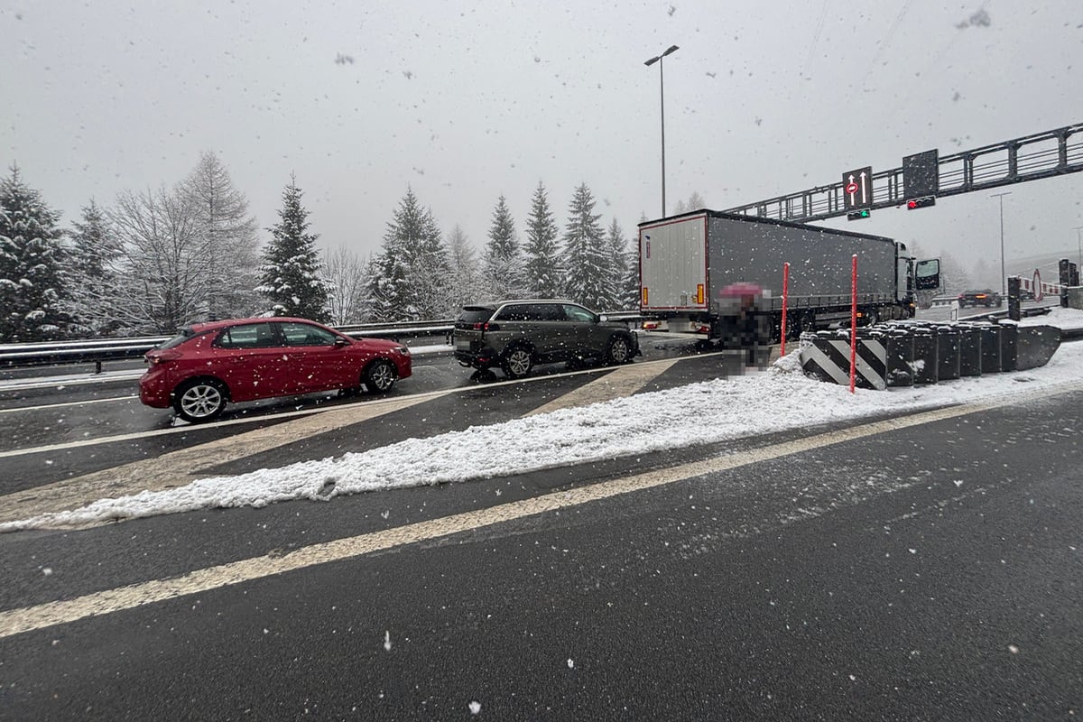 Göschenen UR – Auffahrunfall vor Gotthard-Tunnel