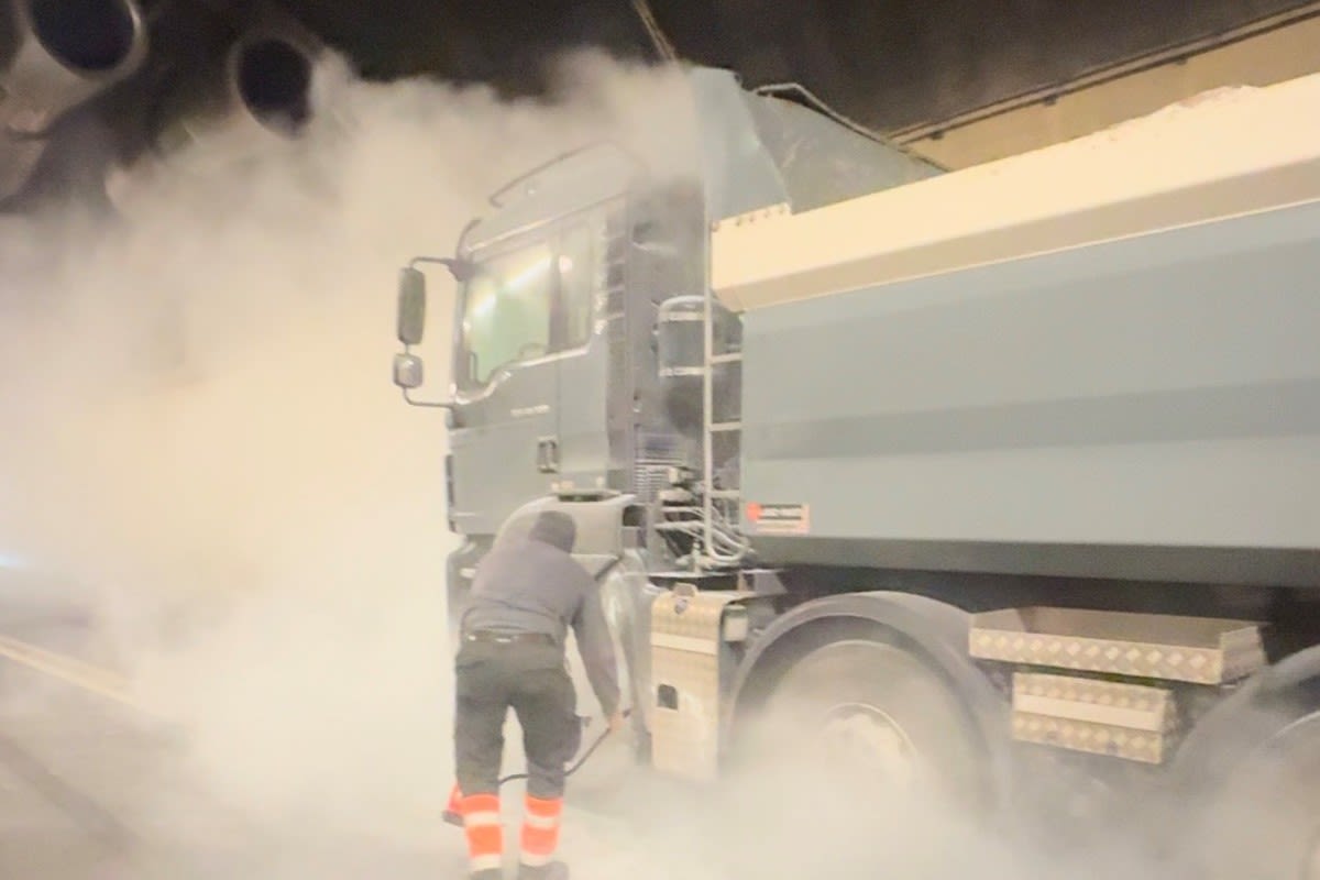 Vollsperrung in Hergiswil NW - Lastwagen brannte im Tunnel Lopper 