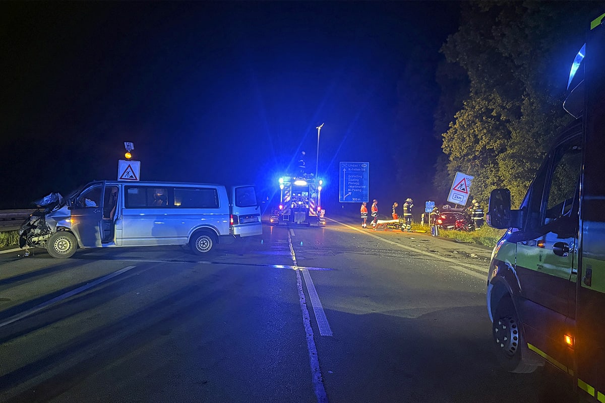 München – Drei Verletzte bei schwerem Unfall auf der A96