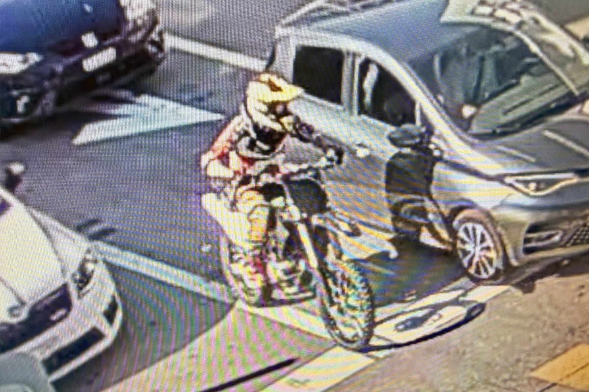 Stadt St. Gallen – Töfffahrer flüchtet und begeht Raserdelikt