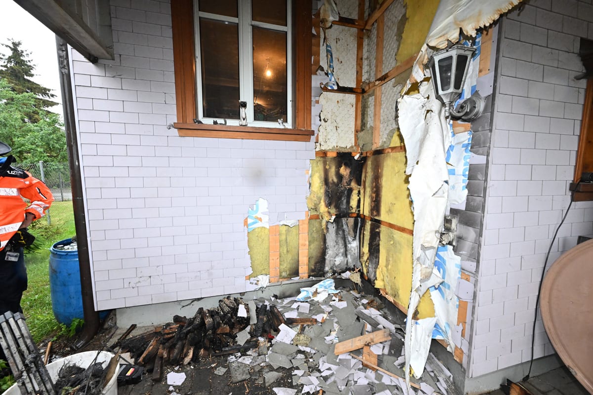 Gossau SG – Hoher Schaden nach Fassadenbrand bei Mehrfamilienhaus