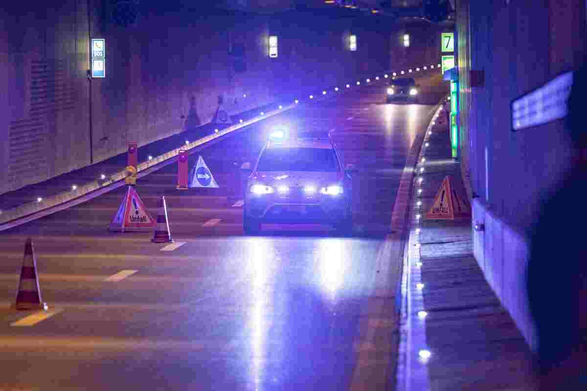 A5 bei Zuchwil SO - «Birchitunnel» nach Unfall gesperrt