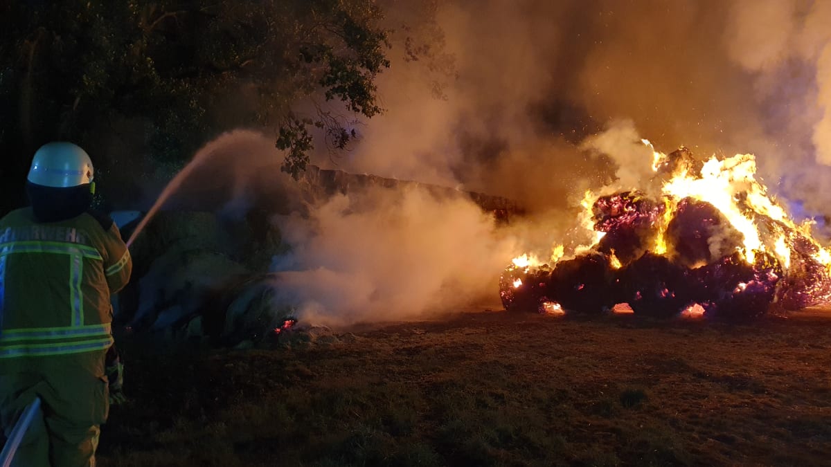 Osterholz-Scharmbeck – 500 Heuballen in Brand geraten