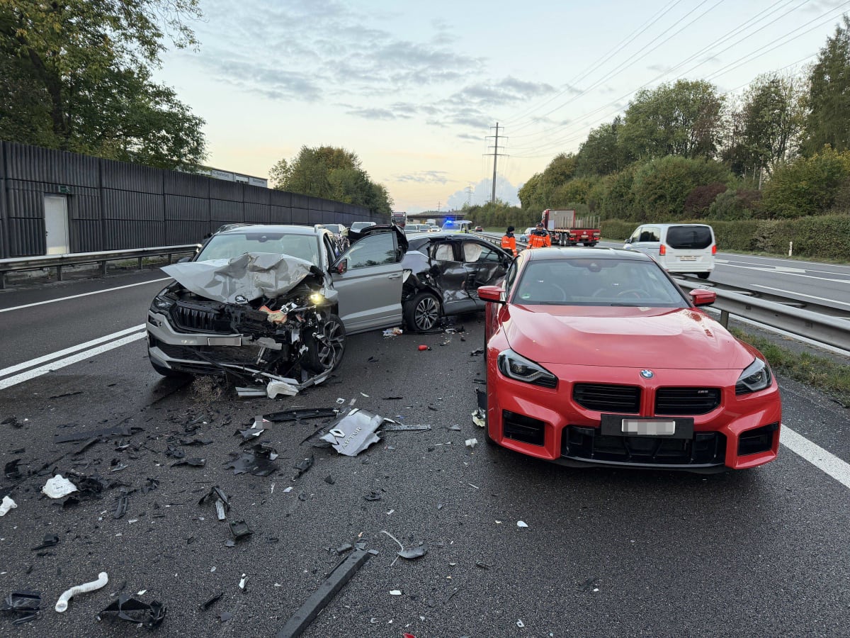Aargau – Drei Auffahrunfälle auf der A1 sorgen für Stau