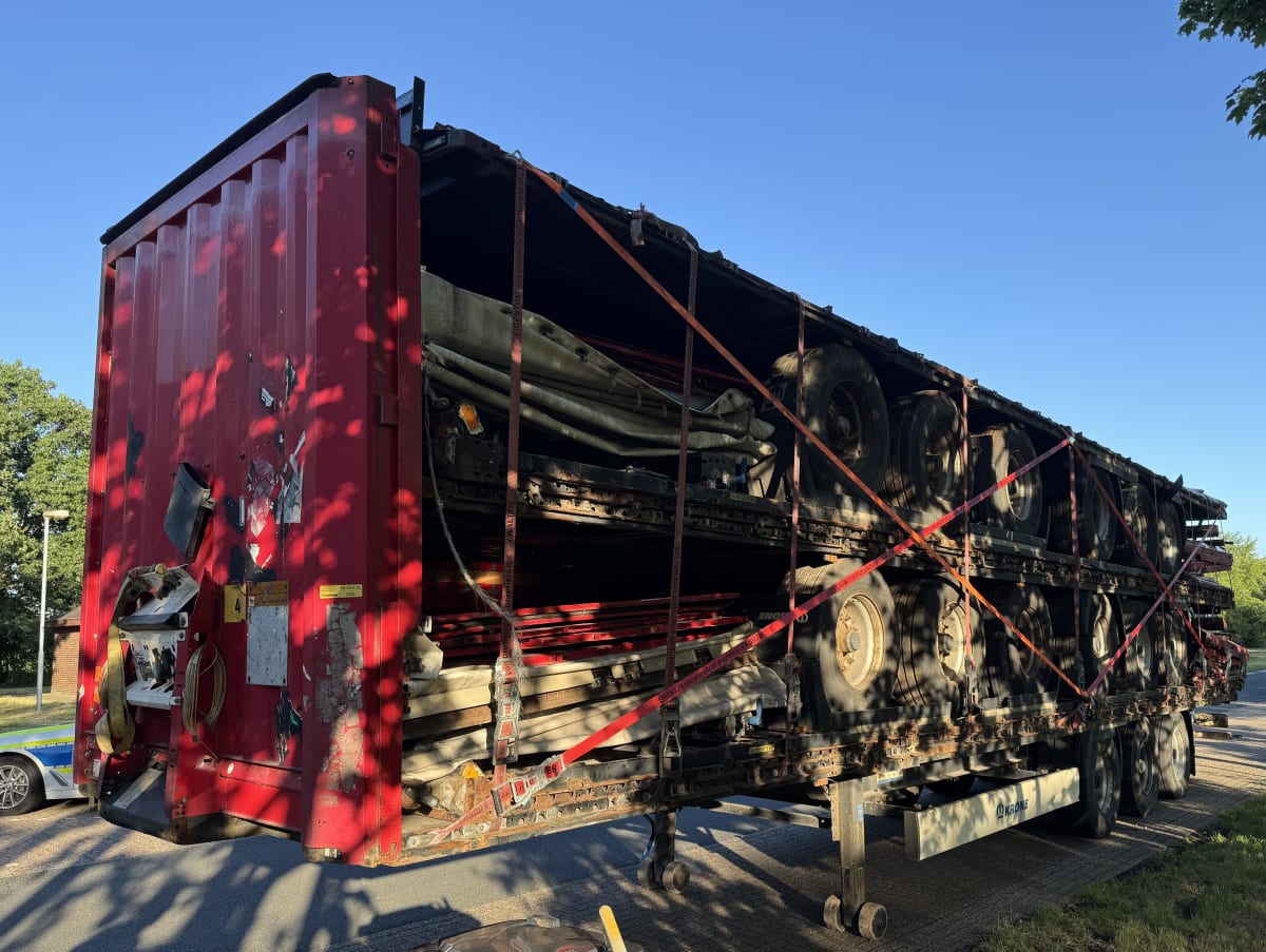 Oldenburg – Sattelzug mit massiven Mängeln auf der A29 gestoppt